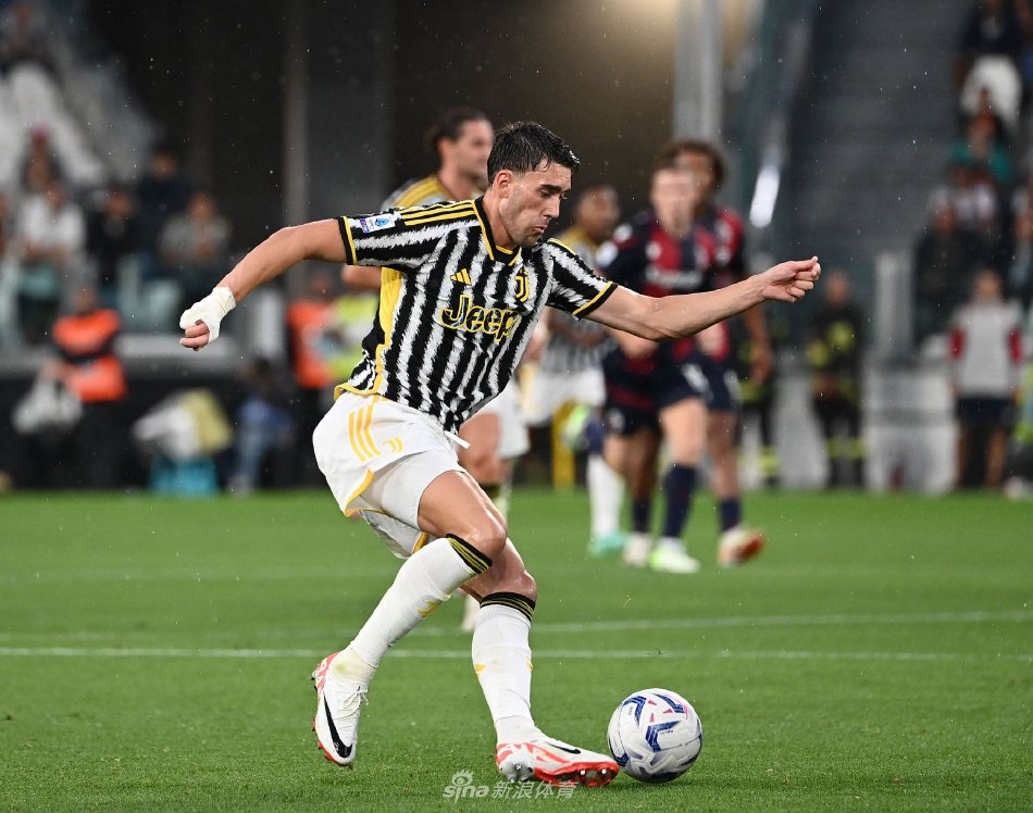 在现代足球 在现代足球